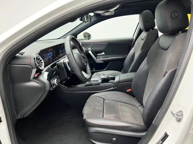 Mercedes-Benz A-Class — Фото автомобиля 13