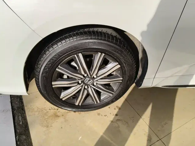 Honda Odyssey — Фото автомобиля 22