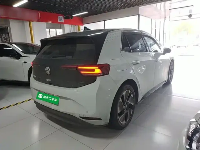 Volkswagen ID.3 — Фото автомобиля 6
