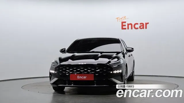Kia K8 Hybrid — Фото автомобиля 3