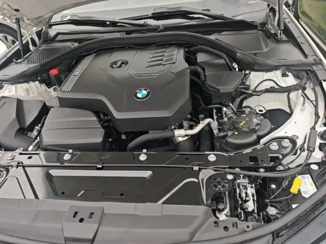 BMW 3 Series — Фото автомобиля 19