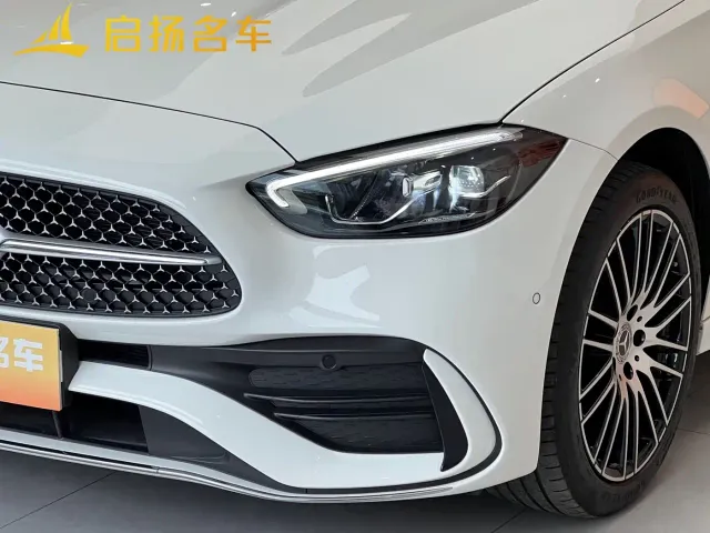 Mercedes-Benz C-Class — Фото автомобиля 3