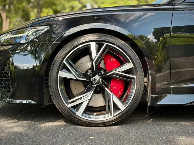 Audi RS 6 — Фото автомобиля 24