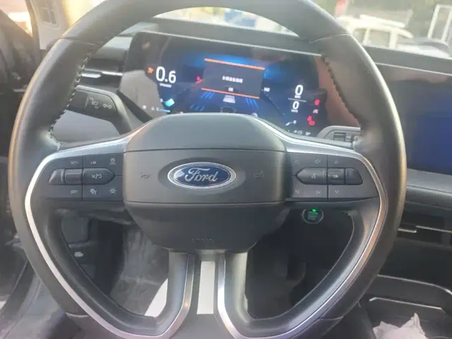 Ford Mondeo — Фото автомобиля 15