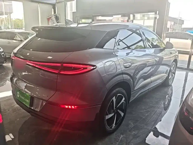 BYD Sealion 06 — Фото автомобиля 4