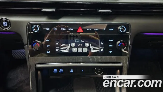 Genesis GV80 — Фото автомобиля 12