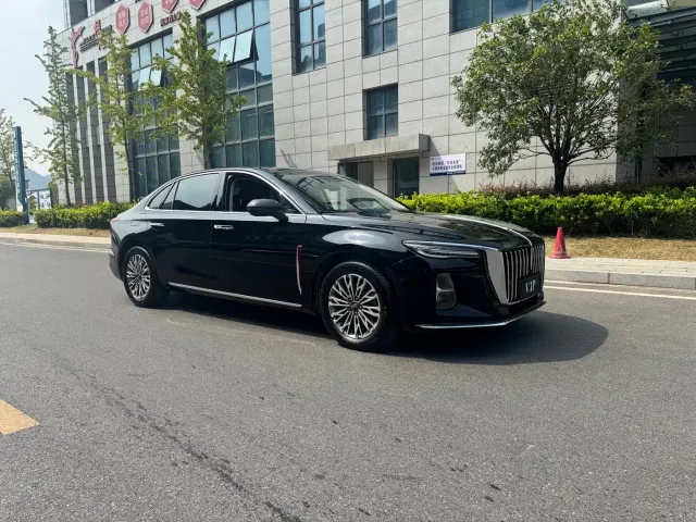 Hongqi H5 — Фото автомобиля 4