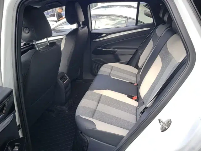 Volkswagen ID.4 Crozz — Фото автомобиля 16