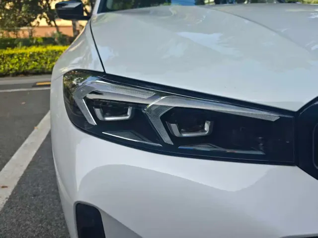 BMW 3 Series — Фото автомобиля 6
