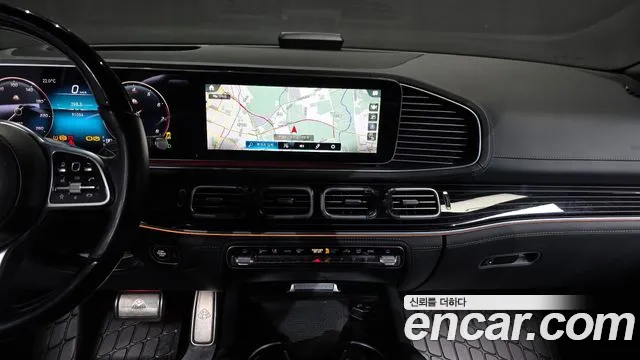 Mercedes-Benz GLS-Class — Фото автомобиля 14