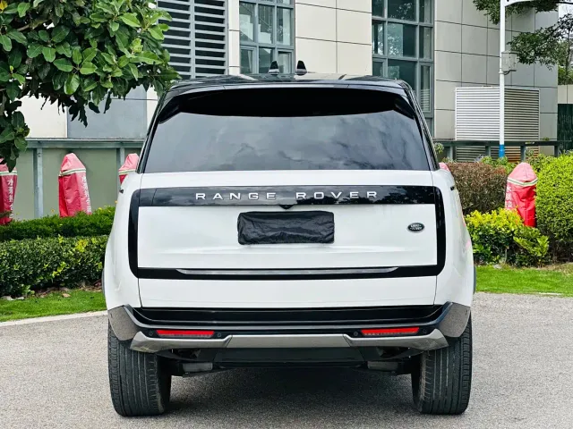 Land Rover Range Rover — Фото автомобиля 12