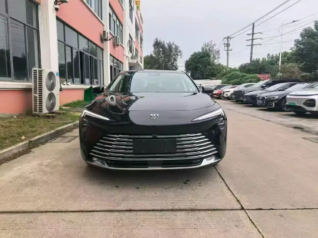 Фотография автомобиля — Buick LaCrosse