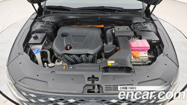Hyundai Grandeur (New) Hybrid — Фото автомобиля 6