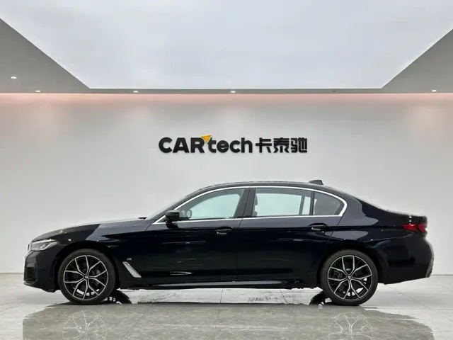 BMW 5 Series — Фото автомобиля 2