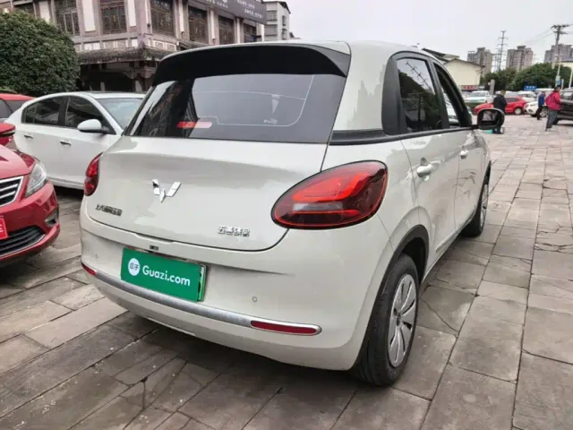 Wuling Bingo — Фото автомобиля 6