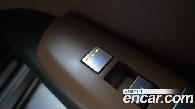 Hyundai Grandeur GN7 — Фото автомобиля 28