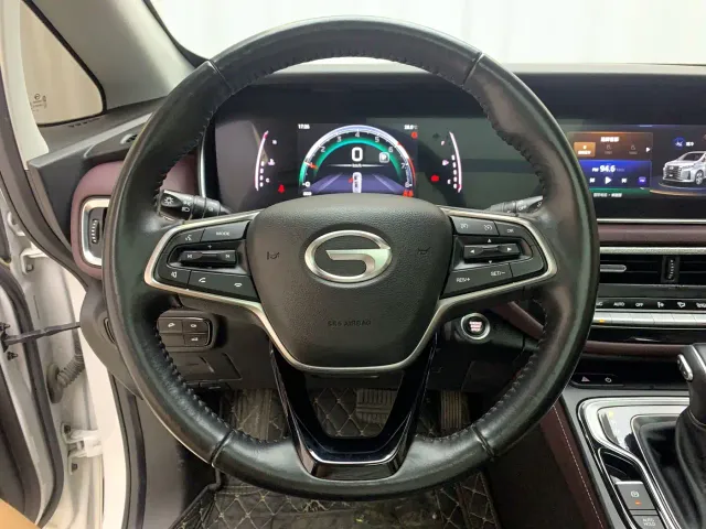 GAC Trumpchi M6 — Фото автомобиля 16