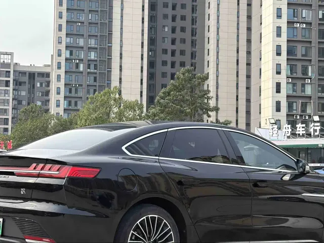 BYD Han — Фото автомобиля 4