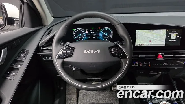 Kia Niro The All New Niro Signature — Фото автомобиля 13