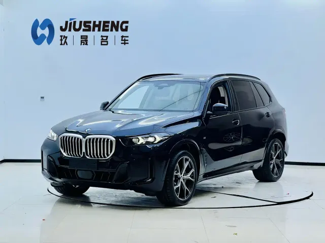 Фотография автомобиля — BMW X5
