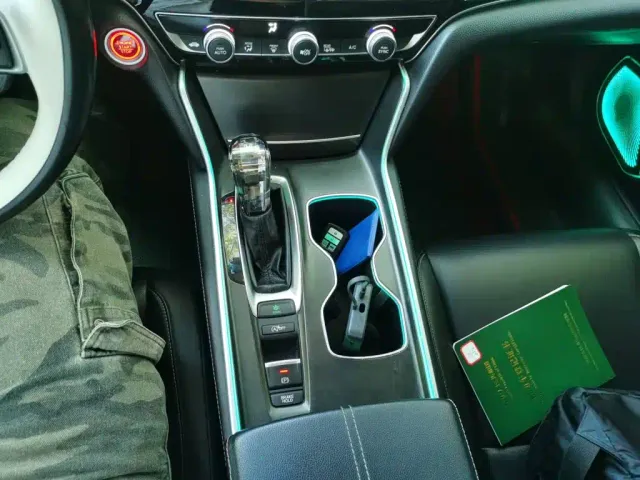 Honda Accord — Фото автомобиля 15