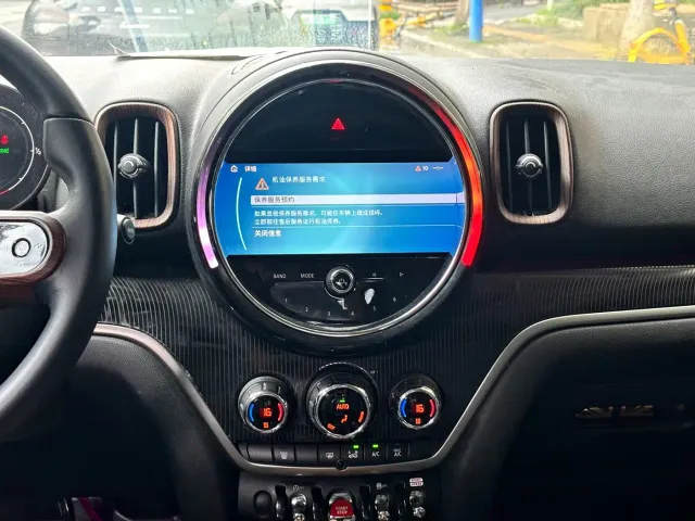 MINI Countryman — Фото автомобиля 11