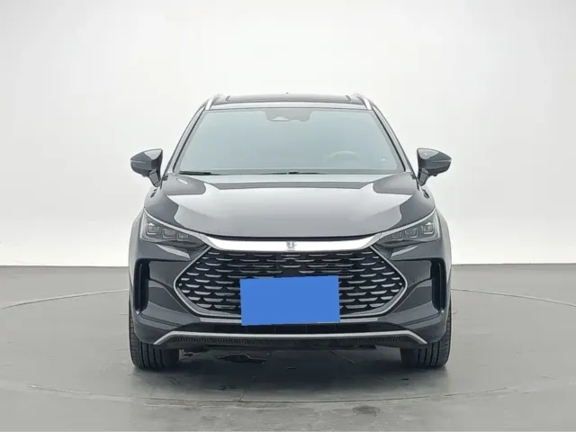 BYD Tang — Фото автомобиля 2