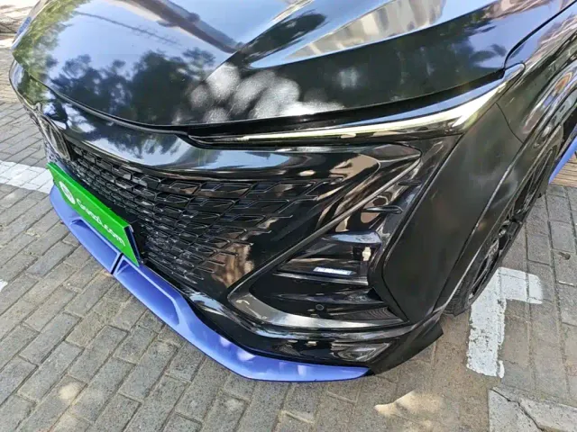 Changan UNI-T — Фото автомобиля 23
