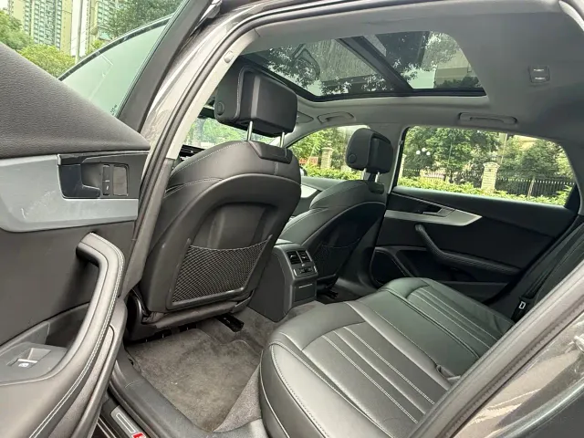 Audi Audi A4L 2022 40 TFSI Luxury Dynamic — Фото автомобиля 10