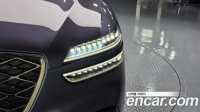 Genesis GV70 — Фото автомобиля 7