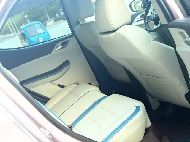 BYD Yuan Pro — Фото автомобиля 14