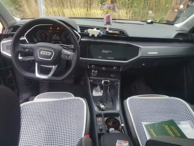 Audi Q3 — Фото автомобиля 5