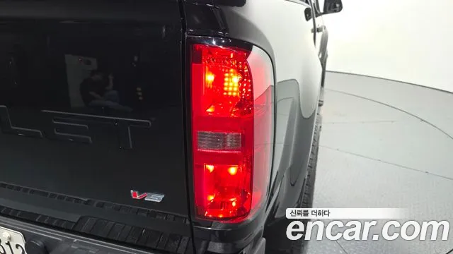 Chevrolet Colorado — Фото автомобиля 23