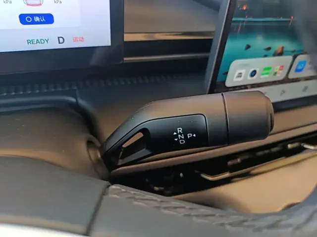 Geely Galaxy E5 — Фото автомобиля 13