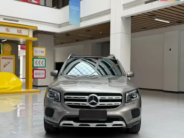 Mercedes-Benz GLB-Class — Фото автомобиля 2