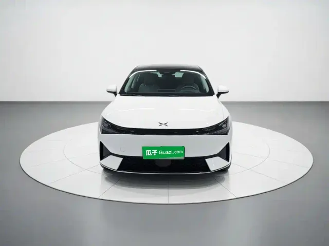 Xpeng P5 — Фото автомобиля 2