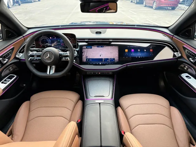 Mercedes-Benz E-Class — Фото автомобиля 5