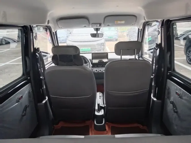 Wuling Motors Wuling Zhiguang NEV 2025 Model 305km Base Version — Фото автомобиля 12