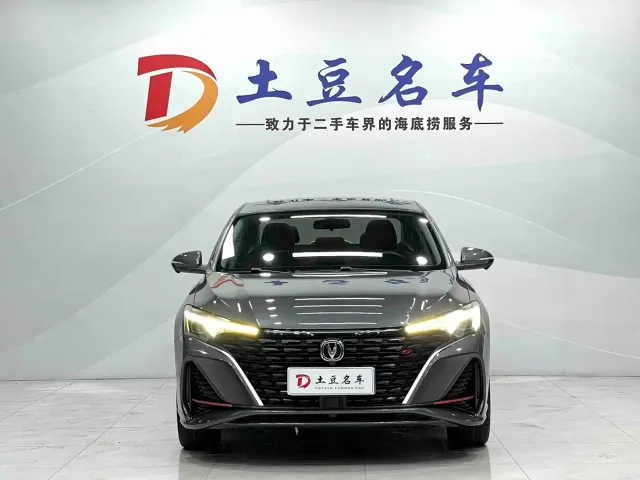 Changan Eado — Фото автомобиля 2