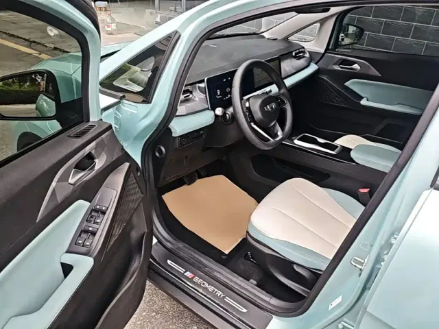 Geely Geometry E Firefly — Фото автомобиля 15