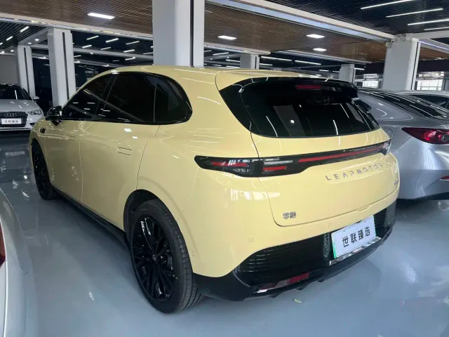 Leapmotor Lafa 5 — Фото автомобиля 7