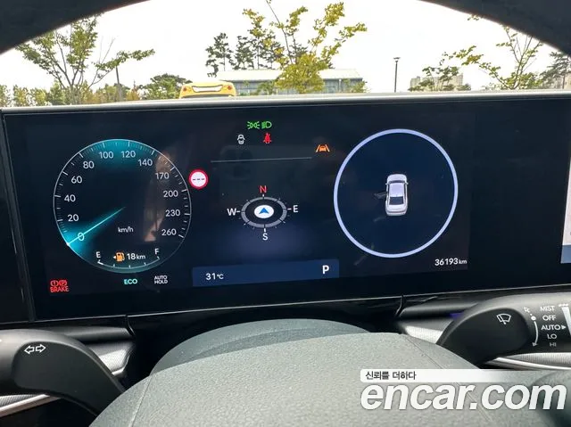 Hyundai Grandeur Grandeur (GN7) 2.5 Бензин 2WD — Фото автомобиля 14