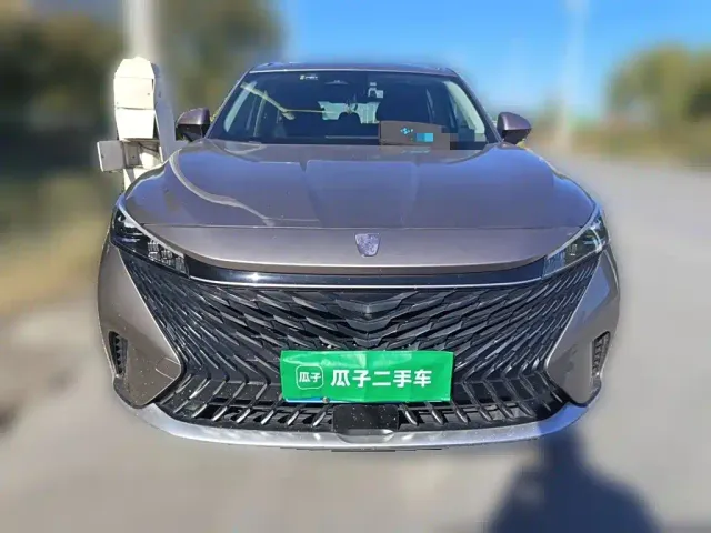 Roewe RX5 — Фото автомобиля 2