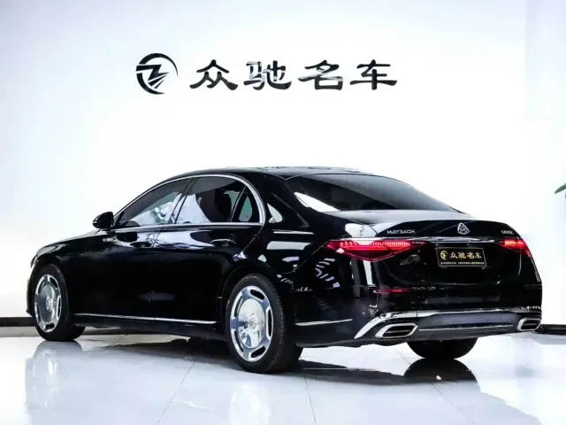 Mercedes-Benz S-Class — Фото автомобиля 12