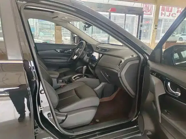 Nissan X-Trail — Фото автомобиля 25