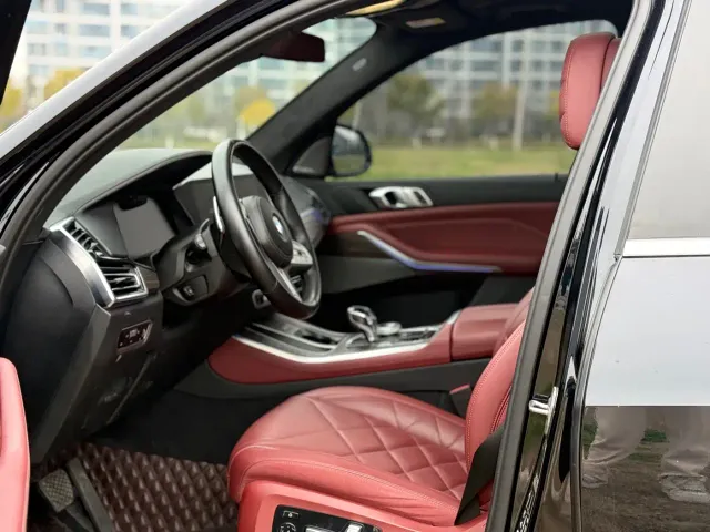 BMW X5 — Фото автомобиля 8