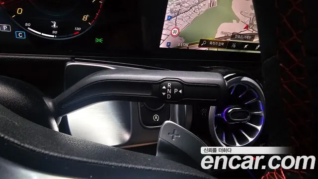 Mercedes-Benz GLB-Class — Фото автомобиля 8