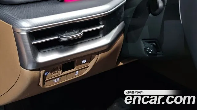Hyundai Grandeur GN7 — Фото автомобиля 25