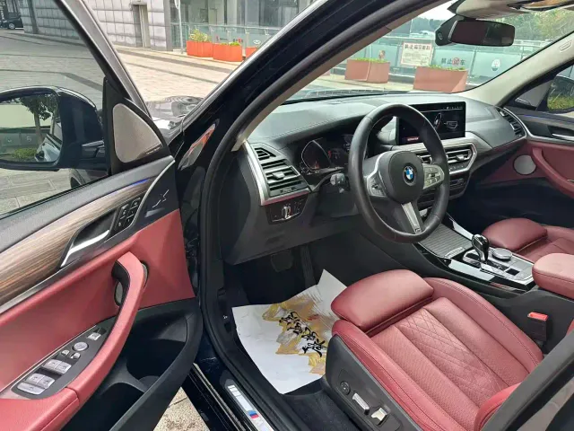 BMW X3 — Фото автомобиля 4