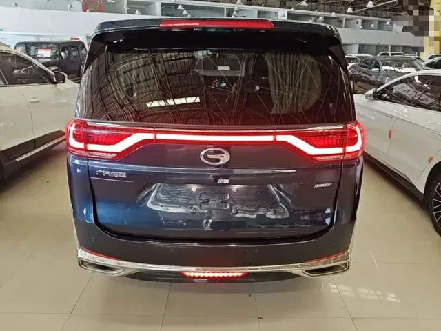 GAC Trumpchi M8 — Фото автомобиля 5